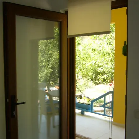 Waldvilla Çıralı